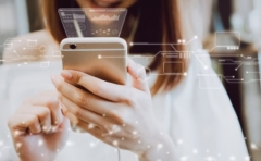 �ھ��ͷ�ϵ�y����΢��С�����3�N�k��