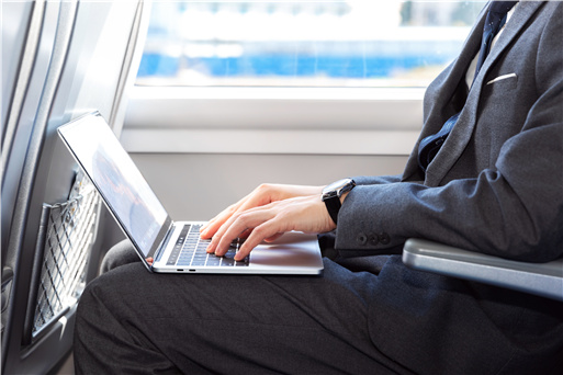 客服人員在線邀請對話