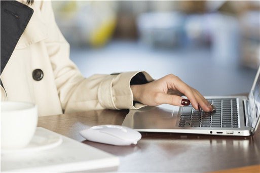 �������ͷ���ԃ�Ӵ�