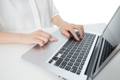 �Wվ�ھ�����ϵ�y�Ŀ��ٌ��F��ʽ