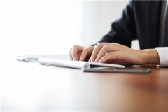 ��Ξ�W(w��ng)վ���ӿ����ھ���ԃ�Ŀͷ�ϵ�y(t��ng)