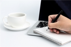 ֻ�Ўׂ��ͷ��Ĺ�˾�Ƿ��б�Ҫʹ���ھ��ͷ�ϵ�y