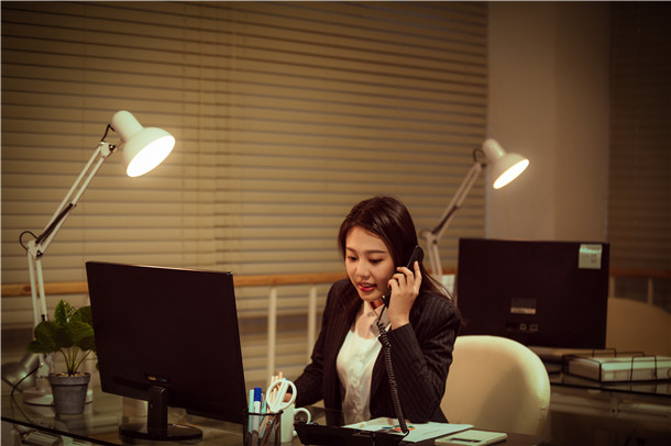 �ͷ����ϵ�y