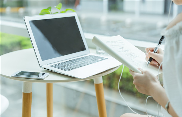 引導(dǎo)客戶留下聯(lián)系方式