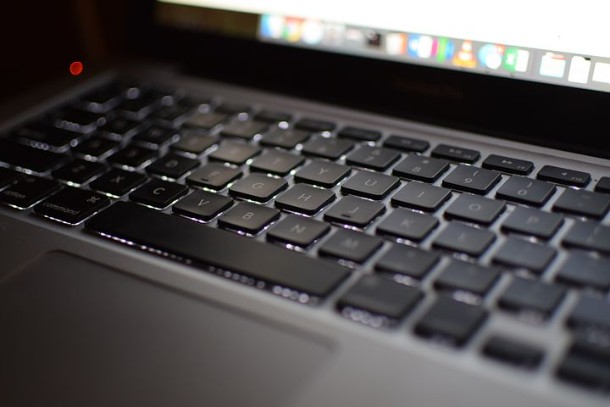 AI�Ԅ�(d��ng)�Ӵ��L�͌�(du��)Ԓ