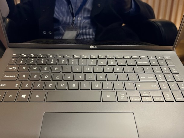 �t���ИIscrm