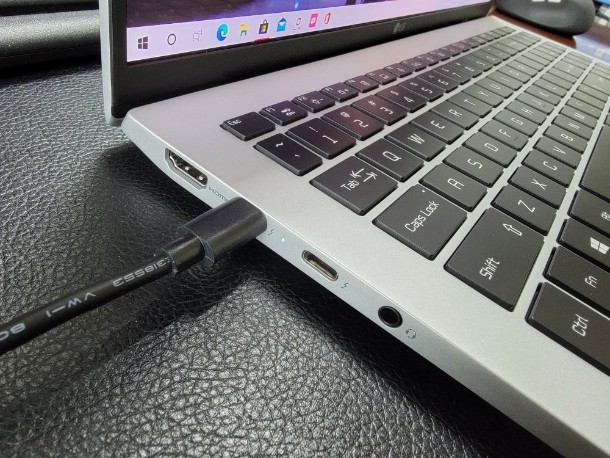 ���k�΄�����