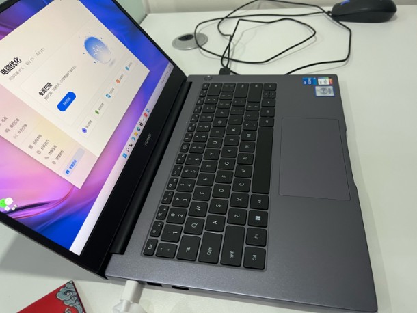 ˽������