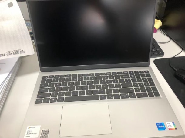 ����Ժ͹���ϵ�y